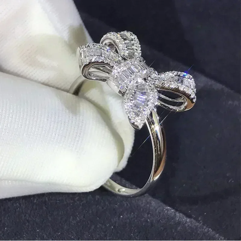 Bague Huitan avec grand nœud e - Luxury Lifestyle Jewelry avis et prix